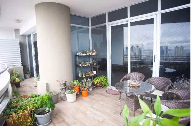 Venta de Apartamento en PH Luxor 300 Tower – Vía Argentina
