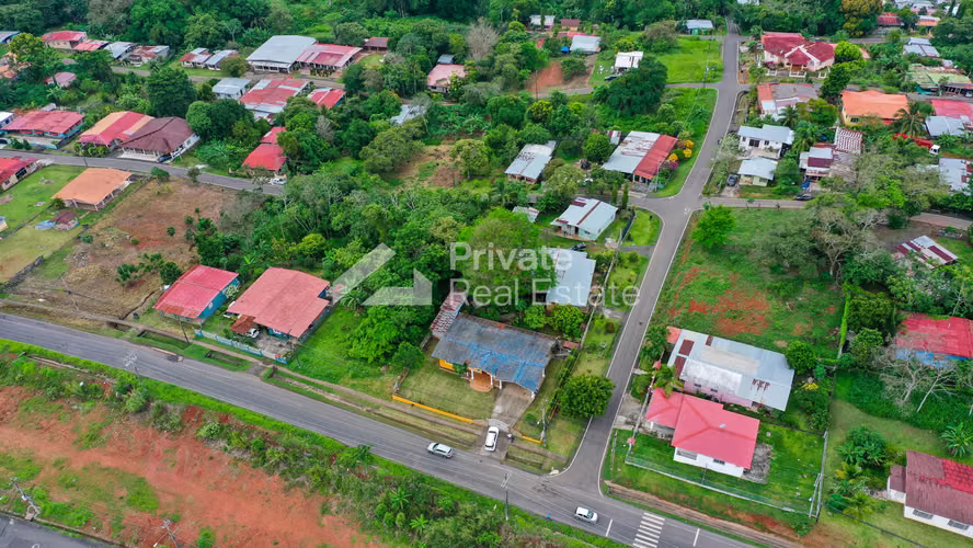 Venta de terreno comercial calle San Martin Chorrera