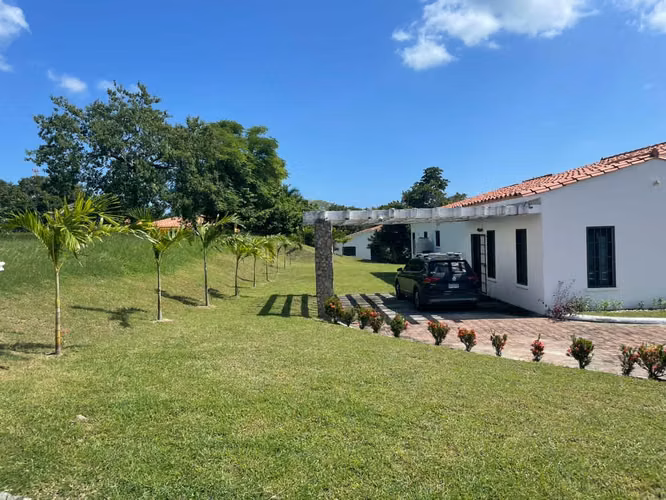 HACIENDA PACIFICA 1500mts2 terreno
