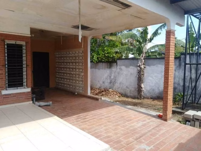 Venta de Casa en La Chorrera, Barrio Colón, 178m2 de construcción y 1,000m2 de terreno