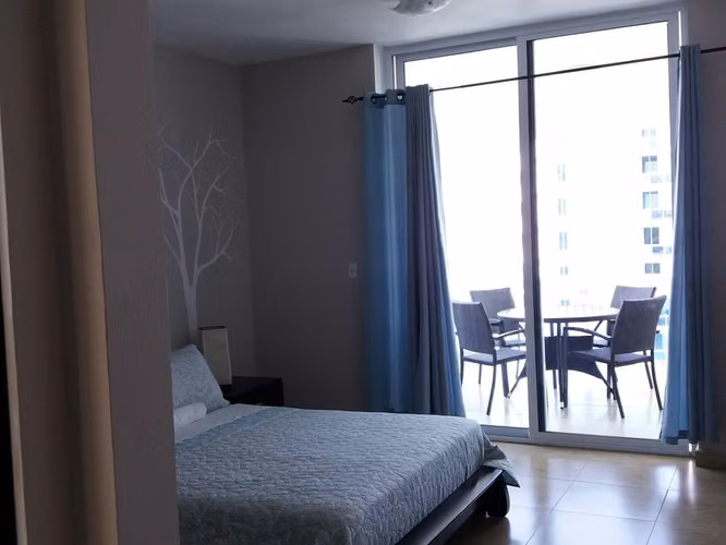 Venta de Apartamento Amoblado en PH Founders 4, Playa Blanca 25-4447GG