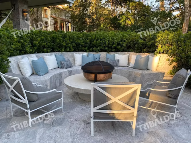 VENTA DE CASA EN EL VALLE, ANTÓN