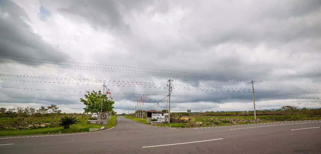 Terreno Comercial Esquina | Hacienda Los Molinos | 17,703 m²