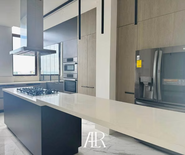 Vendo Apartamento Exclusivo en Ocean Reef Islands, P.H. Water Front