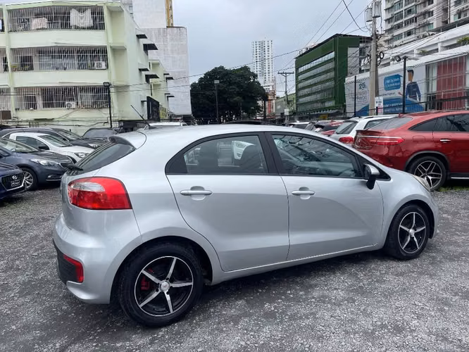 KIA RIO 2016 FULL EXTRAS - Imagen 3