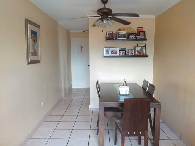 Vendo apartamento en Via España PH Plaza Valencia