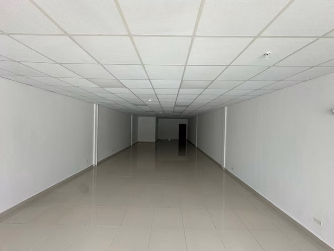 Alquiler de Local en Cárdenas, Plaza Cárdenas Center, 110m2