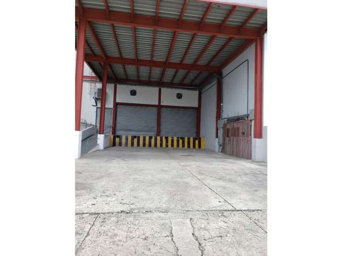 COSTA DEL ESTE / PARQUE INDUSTRIAL / GALERA / 1800M / 2 NIVEL / ANDEN