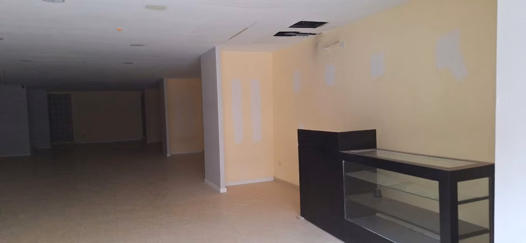 local en el cangrejo,exelente ubicacion 214 metros - Imagen 20