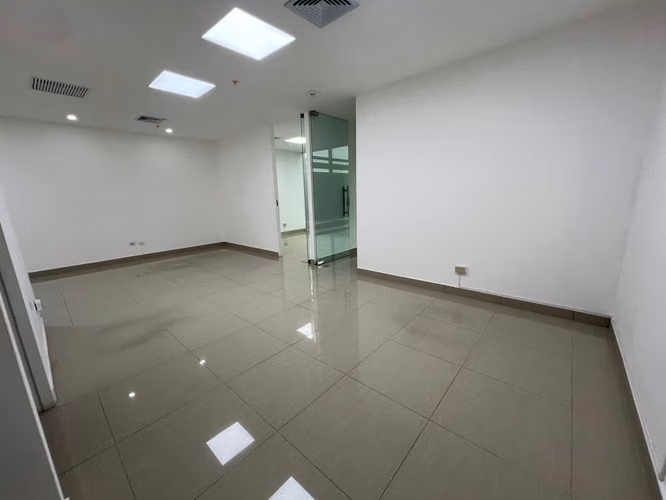 Oficina disponible en alquiler - Obarrio Ph Atrium