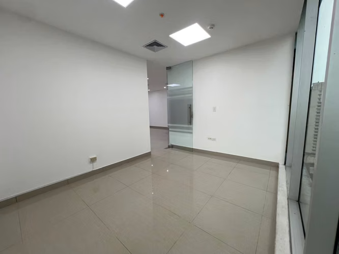 Oficina disponible en alquiler - Obarrio Ph Atrium