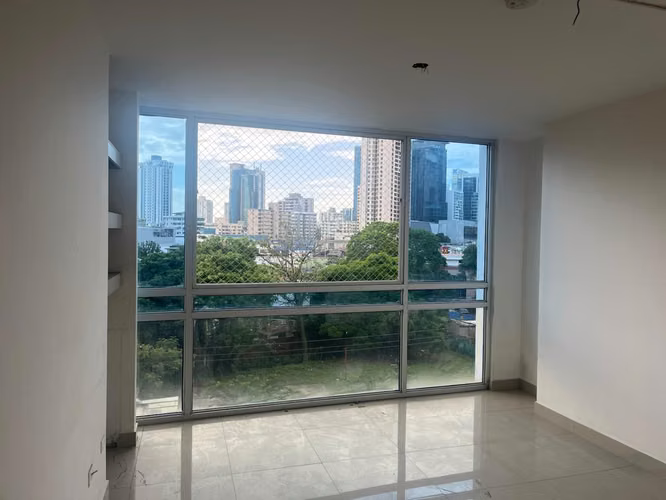 Banco vende apartamento en P.H. Zaphiro (d) - Imagen 7
