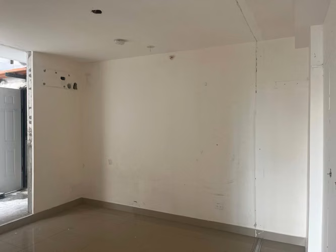 Banco vende apartamento en P.H. Zaphiro (d) - Imagen 5