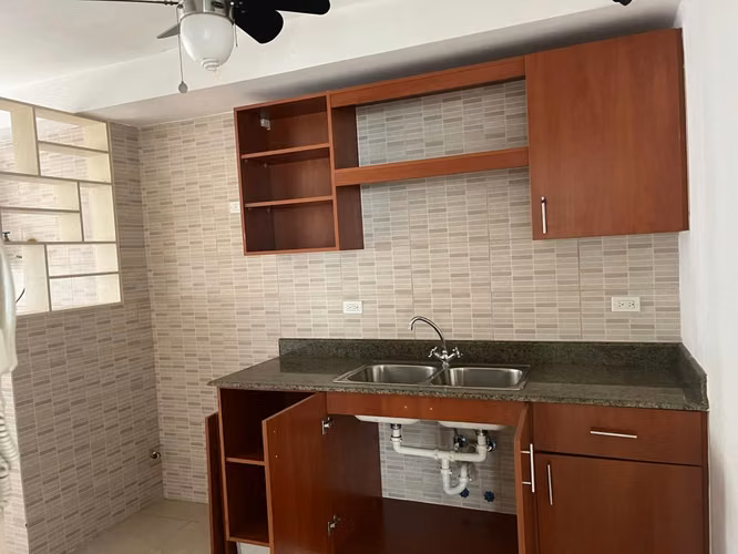 Banco Vende apartamento en PH San Francisco Bay - Imagen 10