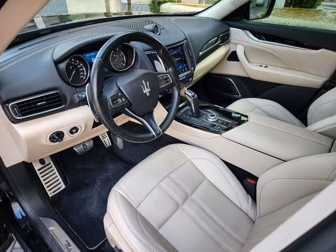 MASERATI LEVANTE GRANSPORT 2019
