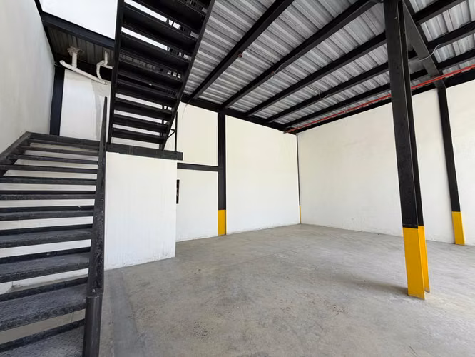 Bodega Industrial en Alquiler | Parque Industrial de las Américas | 476 m²