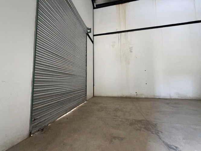 Bodega Industrial en Alquiler con Oficinas | 526 m² | Tocumen