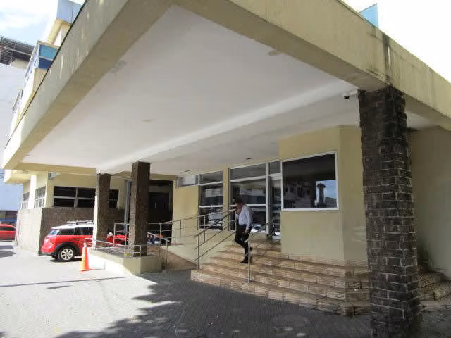 Se Vende Edificio en Calidonia 12% de retorno - Imagen 3