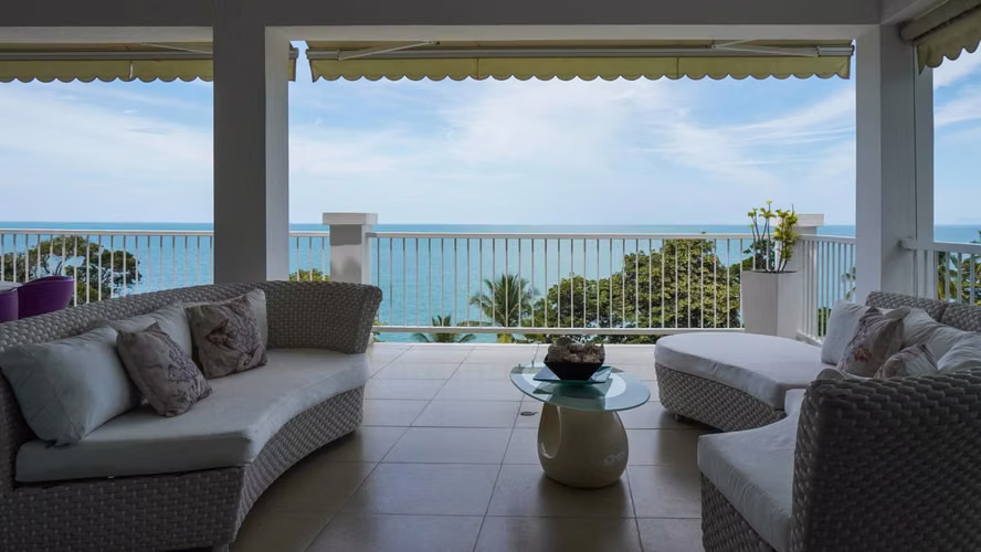 Apartamento Frente al Mar en Bijao en Venta