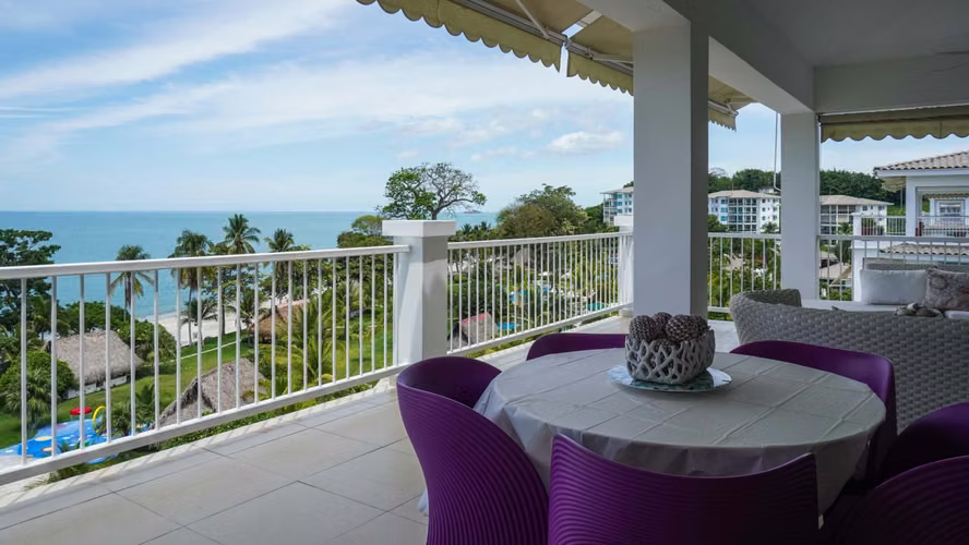 Apartamento Frente al Mar en Bijao en Venta