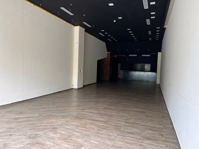 Alquiler de Local Comercial en Costa del Este, Plaza Boulevard del Este, 352m2