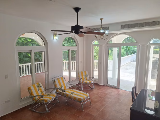 Propiedad con 3 Casas en Santa Clara, Coclé, Panamá