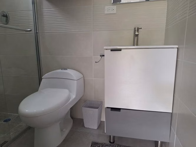 Venta de Propiedad Airbnb en Cabuya con 4 Apartamentos y Potencial de Expansión