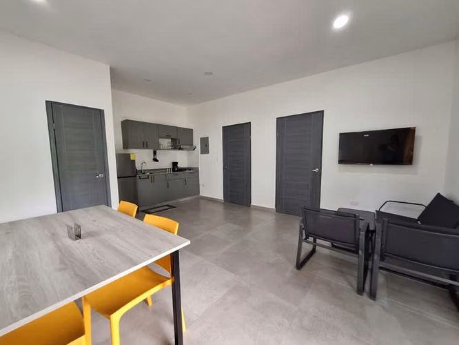 Venta de Propiedad Airbnb en Cabuya con 4 Apartamentos y Potencial de Expansión