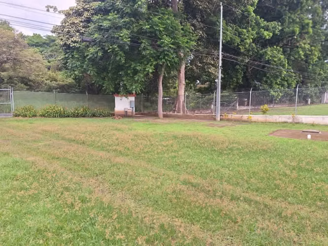 Venta de Propiedad Airbnb en Cabuya con 4 Apartamentos y Potencial de Expansión