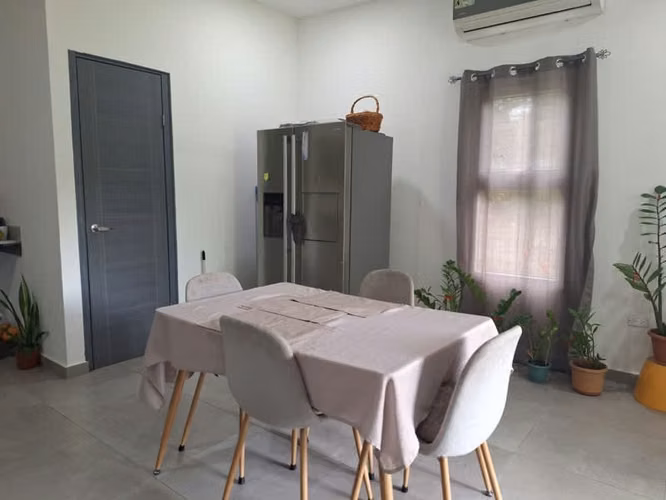 Venta de Propiedad Airbnb en Cabuya con 4 Apartamentos y Potencial de Expansión