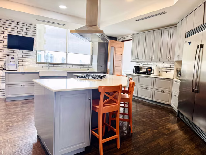Alquiler de penthouse en Punta Pacifica