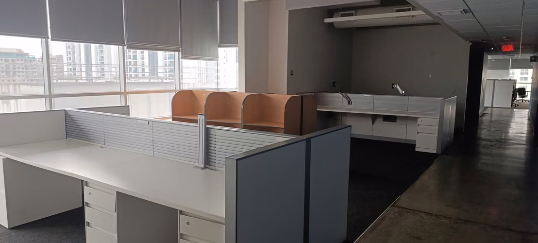 SE ALQUILAN OFICINAS DE 734.10 Y 1369 M2 EN CONDADO BUSINESS CENTER