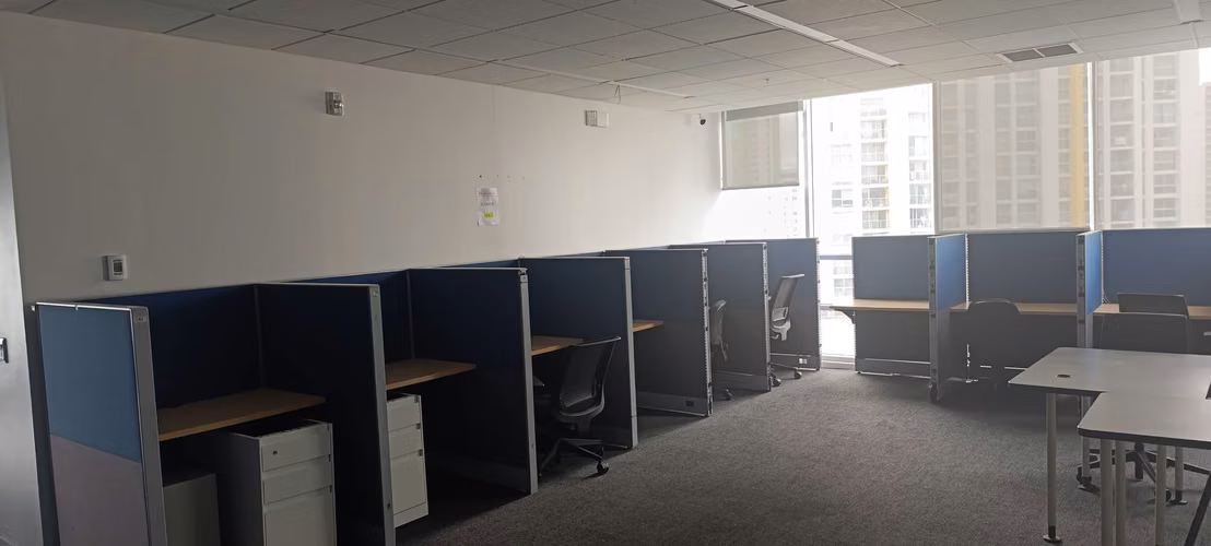 SE ALQUILAN OFICINAS DE 734.10 Y 1369 M2 EN CONDADO BUSINESS CENTER