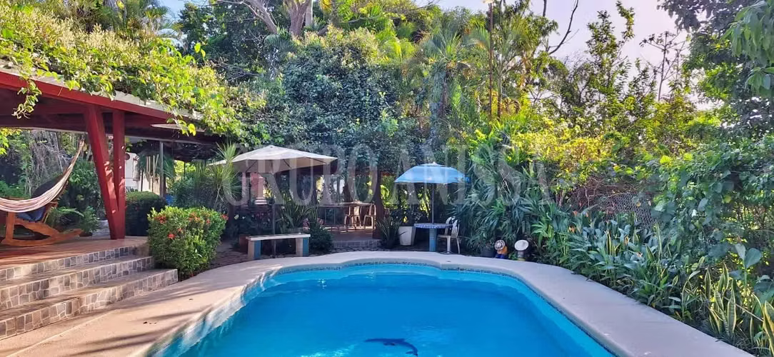 Se Vende Hermosa Casa de Playa con Piscina en Coronado