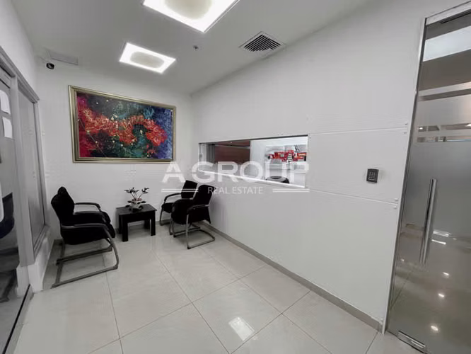 Ganga Ocean Business Plaza - Se vende oficina amoblada - Imagen 16