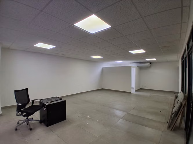 SE ALQUILA OFICINA EN PAITILLA