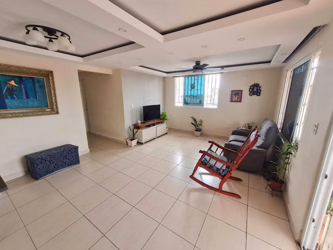 Se Vende Apartamento en Rio Abajo con Terraza