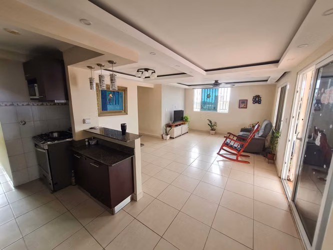 Se Vende Apartamento en Rio Abajo con Terraza