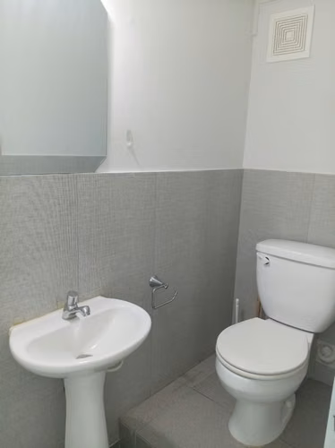 SE ALQUILA OFICINA EN MARBELLA Y AREA BANCARIA, 80 mt,  CANON DE B/850.00