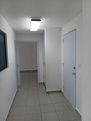 SE ALQUILA OFICINA EN MARBELLA Y AREA BANCARIA, 80 mt,  CANON DE B/850.00