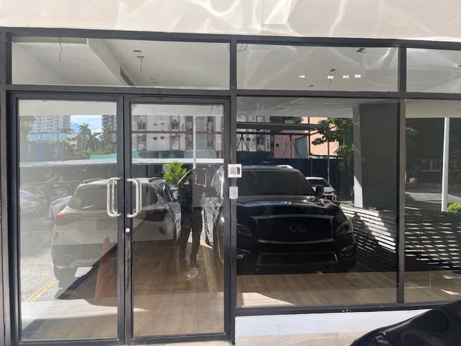 Banco vende Local Comercial en Tower One (MB)