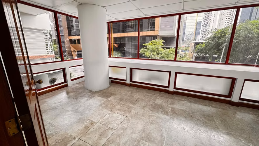 Vendo Local Comercial u oficina en Marbella