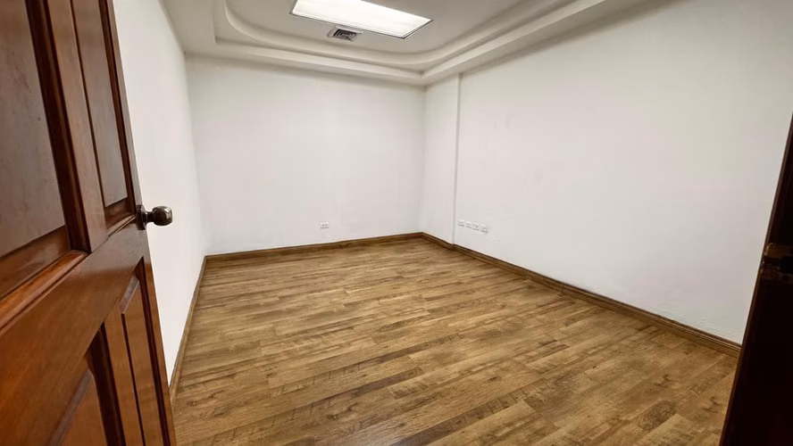 Vendo Local Comercial u oficina en Marbella