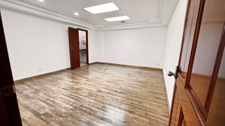 Vendo Local Comercial u oficina en Marbella