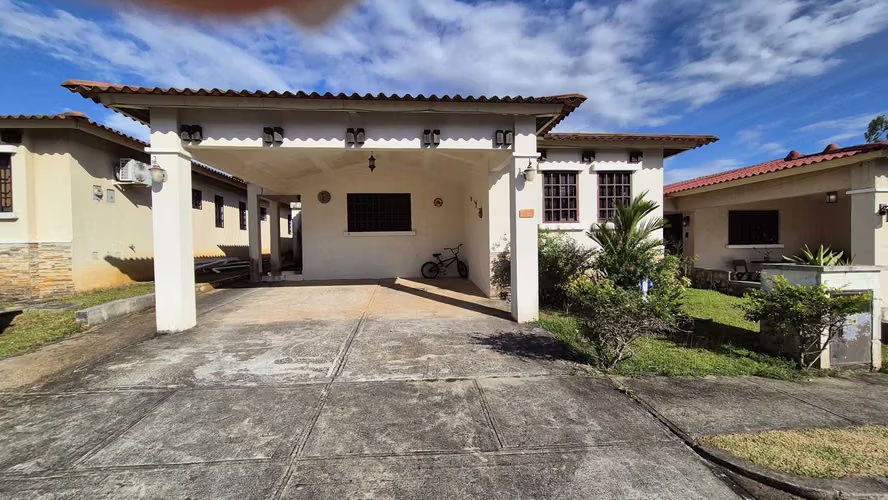 VENTA DE CASA EN PH SUNSET HILLS COSTA VERDE PANAMÁ OESTE