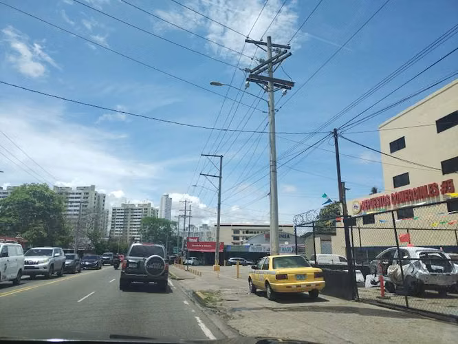 Parque Lefevre, vendo terreno 1,225/m2