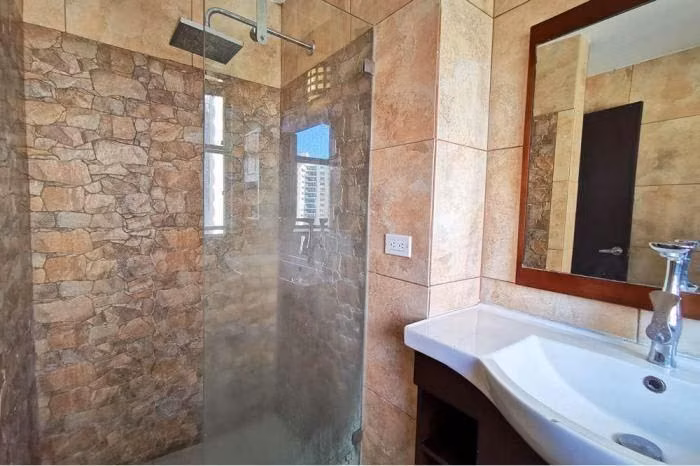 OPORTUNIDAD ÚNICA EN PUNTA PAITILLA VENTA DE AMPLIO APARTAMENTO 220k - REBAJADO!