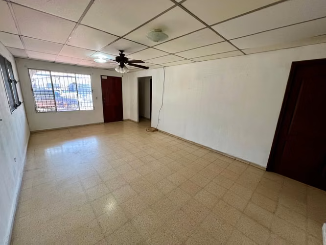 CHANIS CASA SAN GERARDO MAYELA EN VENTA