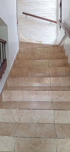 CASA EN VENTA EN EL SECTOR DE LOS LAGOS - LAS CUMBRES - Imagen 9