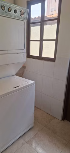 CASA EN VENTA EN EL SECTOR DE LOS LAGOS - LAS CUMBRES - Imagen 5